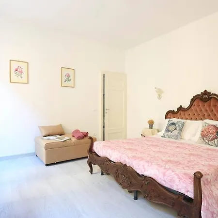 Miky's Apartment *